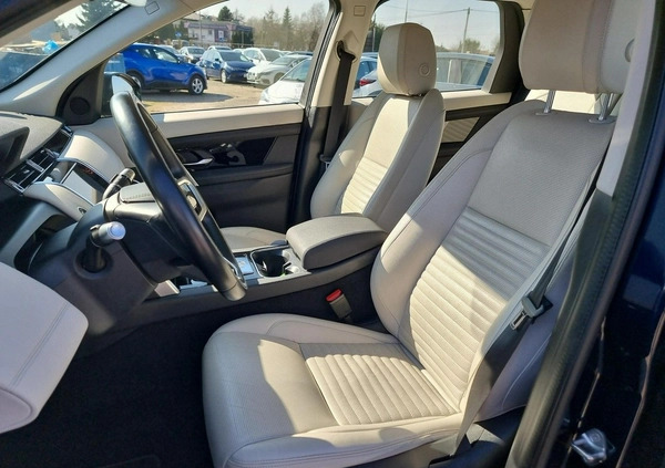 Land Rover Discovery Sport cena 141500 przebieg: 83011, rok produkcji 2020 z Mikstat małe 379